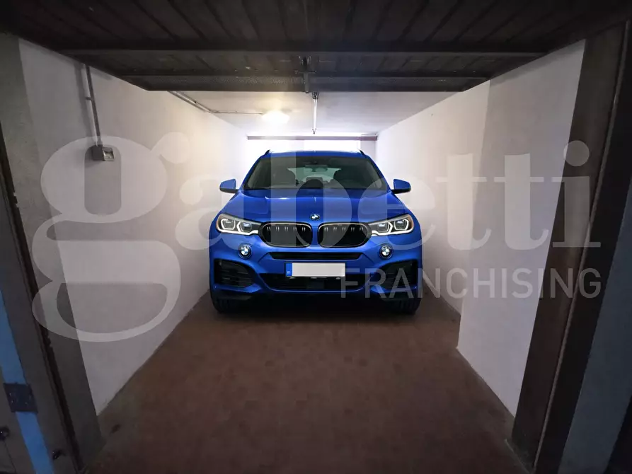 Immagine 1 di Box auto in vendita  in Via SOTTOMARINA - VIA CANNONI, 00 a Chioggia