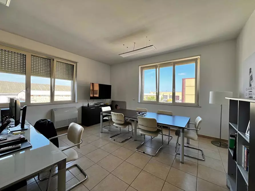 Immagine 11 di Ufficio in affitto  in Via CHECCHIA RISPOLI, 319 a San Severo