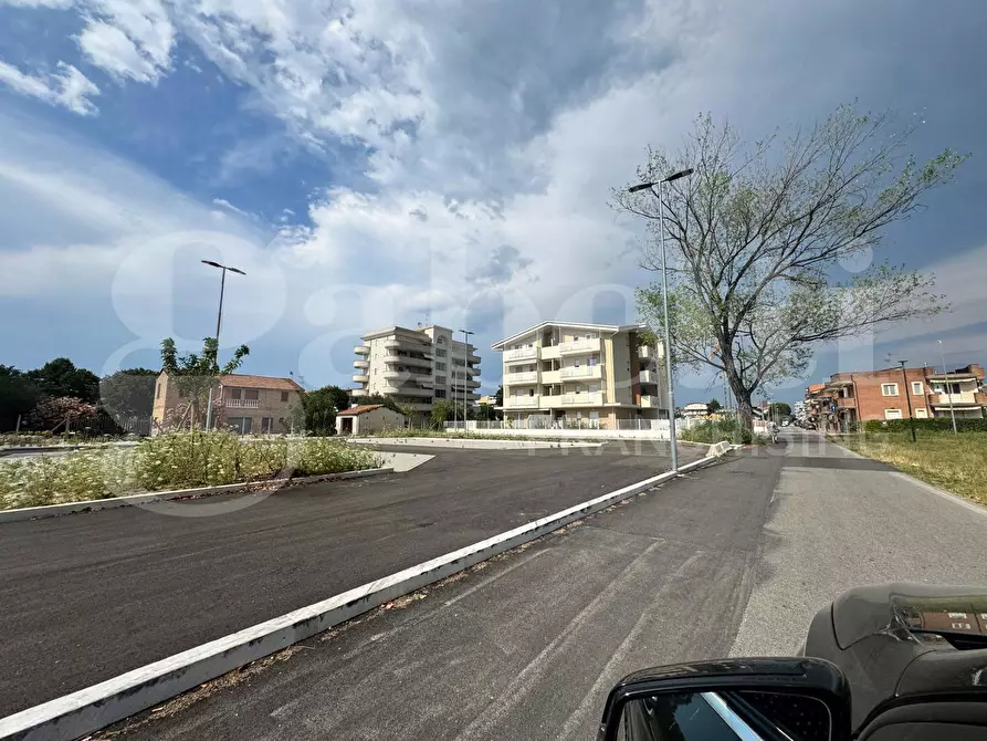 Immagine 8 di Appartamento in vendita  in Via Gorizia, snc a Alba Adriatica