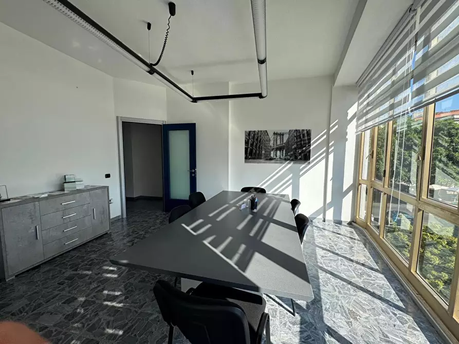 Immagine 12 di Ufficio in vendita  in Via Gramsci, 3 a Iglesias