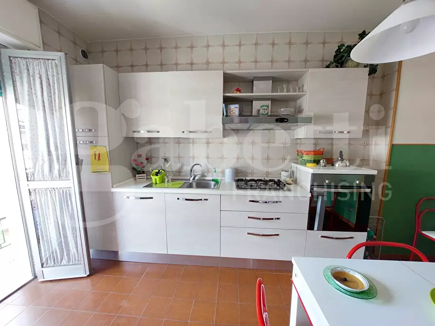 Immagine 8 di Appartamento in vendita  in Viale della Vittoria, 32 a Alba Adriatica