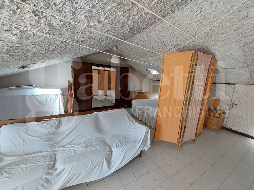 Immagine 21 di Appartamento in vendita  in Viale della Vittoria, 32 a Alba Adriatica