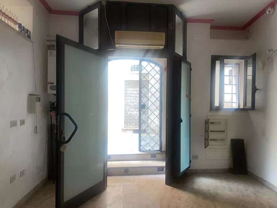 Immagine 8 di Negozio in vendita  in Via dell'Archivio, 13 a Vicovaro