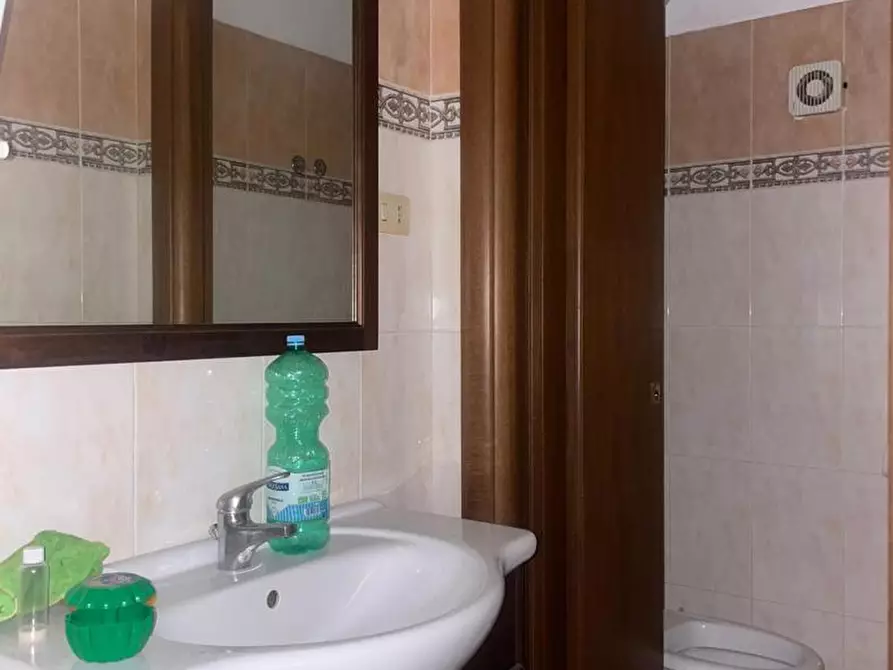 Immagine 9 di Negozio in vendita  in Via dell'Archivio, 13 a Vicovaro