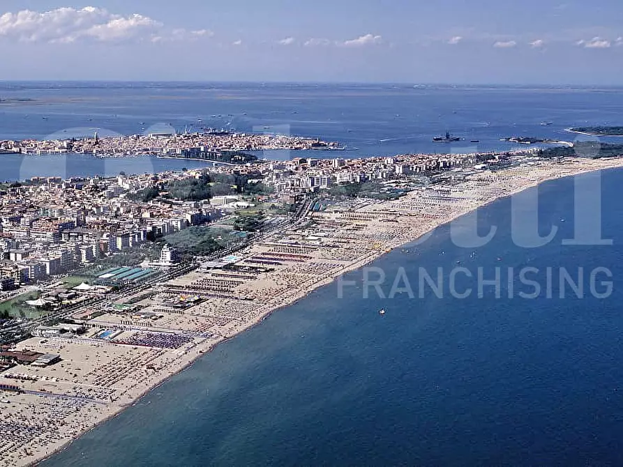 Immagine 9 di Appartamento in affitto  in Via SOTTOMARINA - LUNGOMARE ADRIATICO, 00 a Chioggia