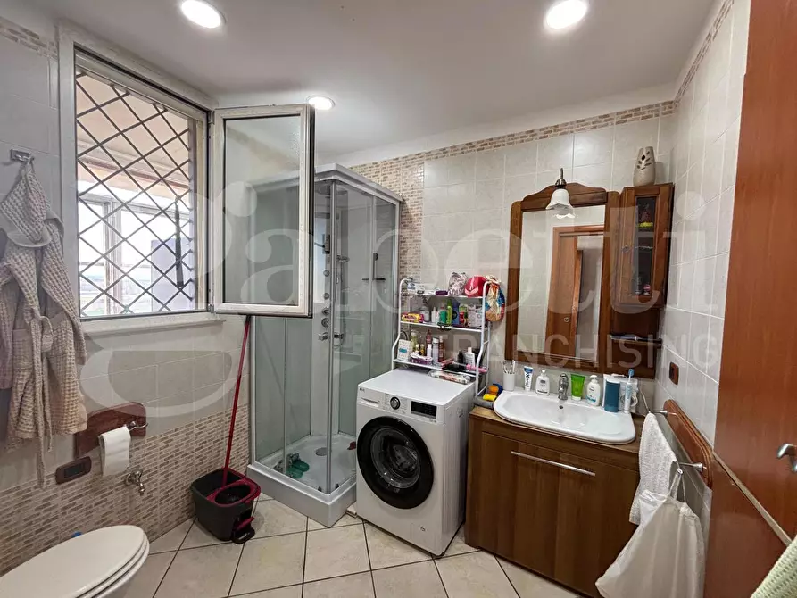 Immagine 12 di Appartamento in vendita  in Corso san giovanni a teduccio a Portici