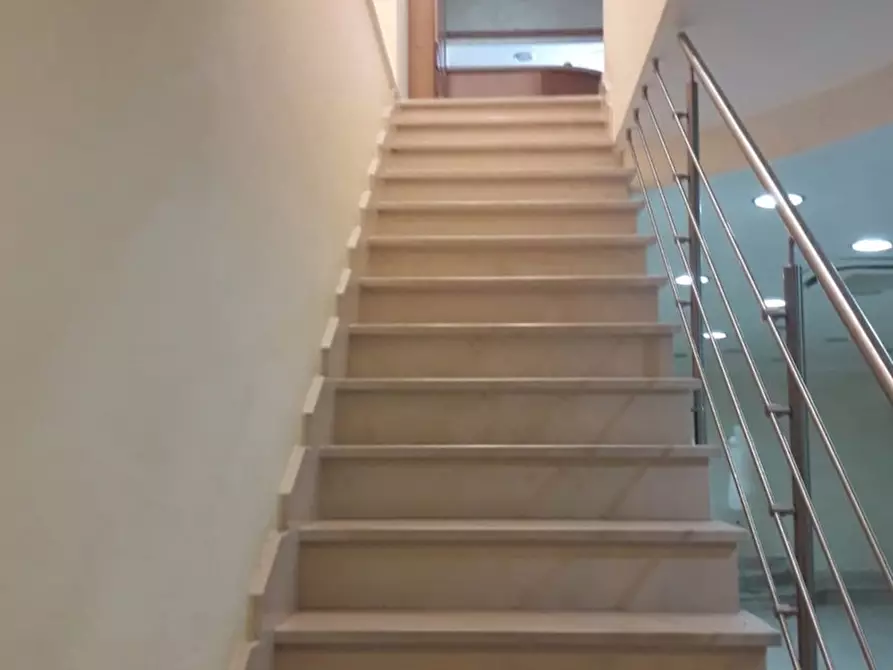 Immagine 4 di Negozio in vendita  in Corso LEONE MUCCI a San Severo