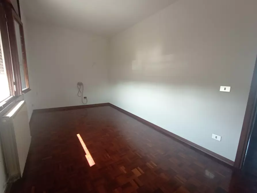 Immagine 20 di Palazzo in vendita  in Via Cavarzere, via Oselin, 00 a Cavarzere