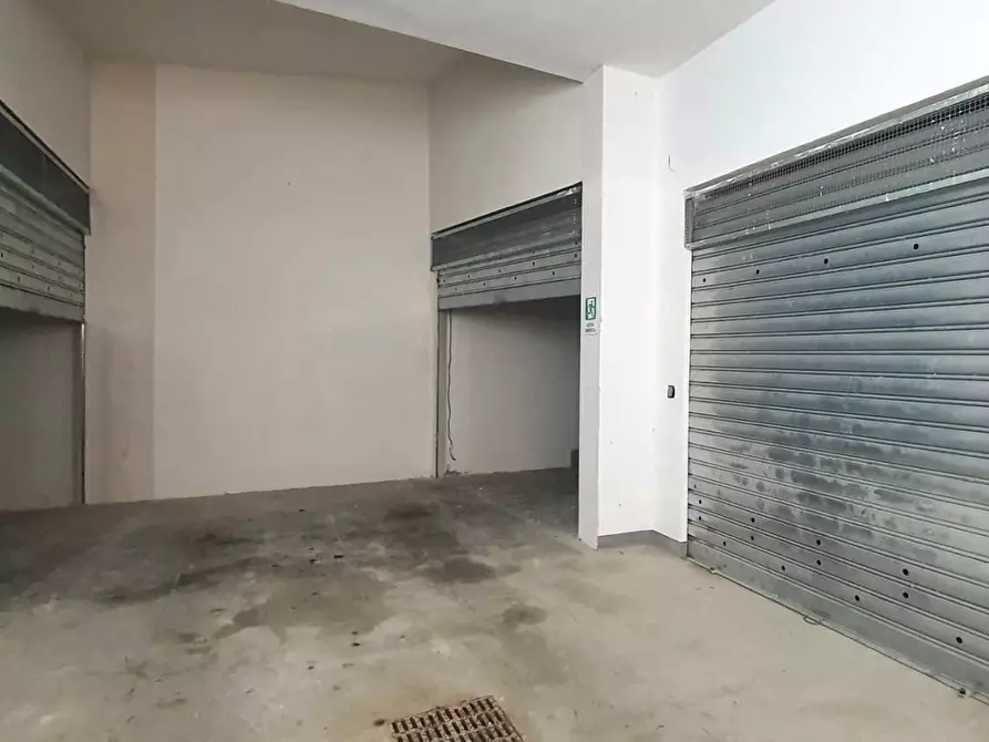 Immagine 16 di Box auto in vendita  in Via Ammiraglio Rizzo, 33 a Palermo