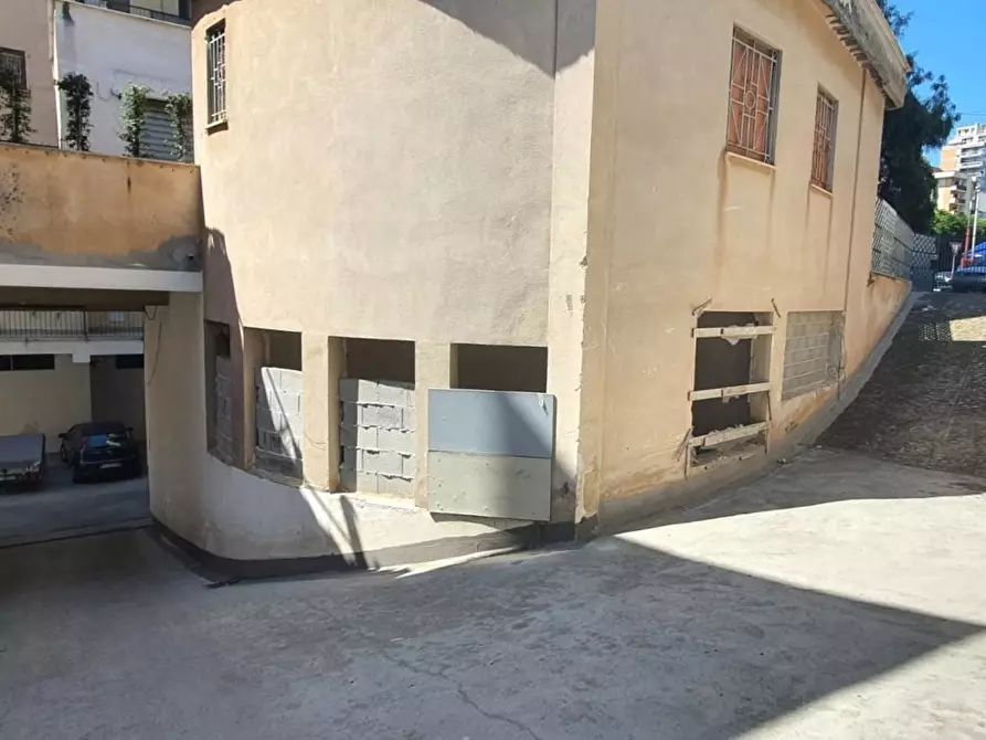 Immagine 8 di Box auto in vendita  in Via Ammiraglio Rizzo, 33 a Palermo