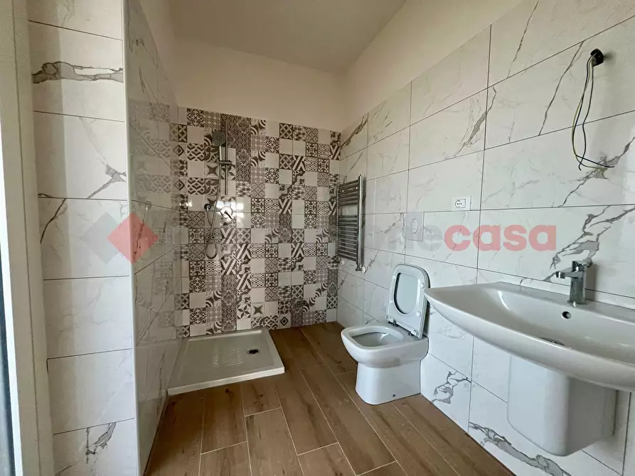 Immagine 13 di Appartamento in vendita  in Via Delle Calle, 17 a Guidonia Montecelio