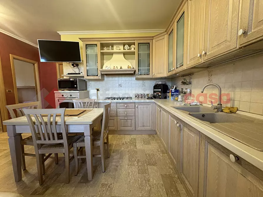 Immagine 7 di Casa bifamiliare in vendita  in Via GUADO BASTIANELLI, 80 a Fondi