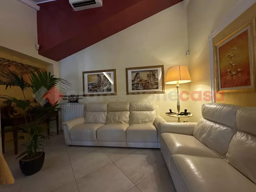 Immagine 21 di Casa bifamiliare in vendita  in Via GUADO BASTIANELLI, 80 a Fondi