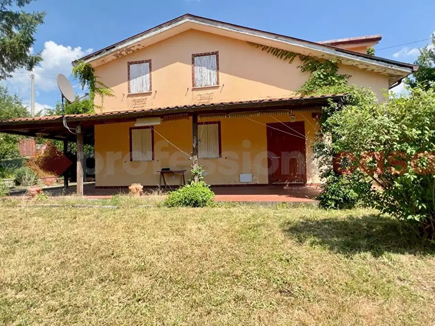 Immagine 9 di Casa indipendente in vendita  in Via fontana, 10 a Torre Cajetani