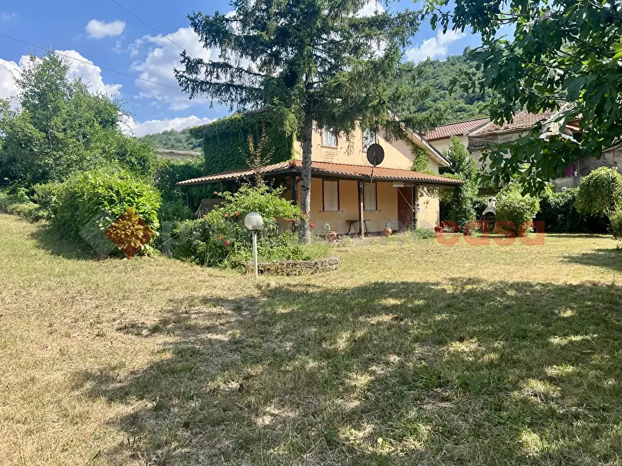 Immagine 5 di Casa indipendente in vendita  in Via fontana, 10 a Torre Cajetani