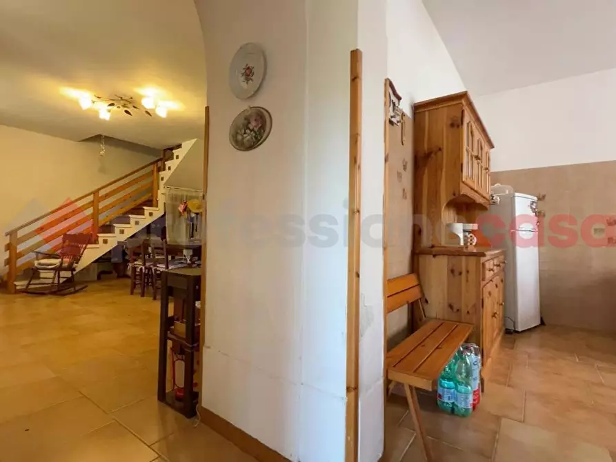 Immagine 13 di Casa indipendente in vendita  in Via fontana, 10 a Torre Cajetani