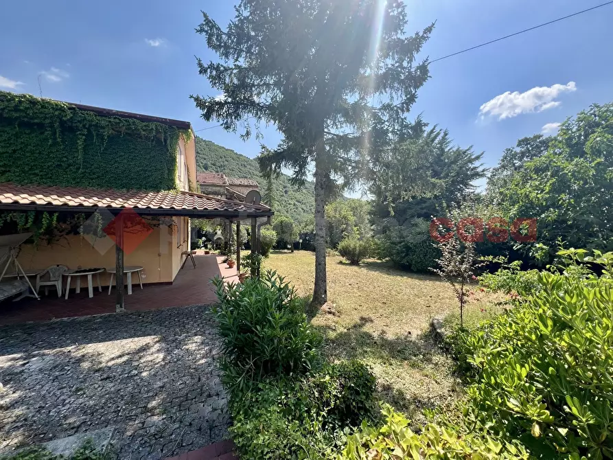 Immagine 3 di Casa indipendente in vendita  in Via fontana, 10 a Torre Cajetani