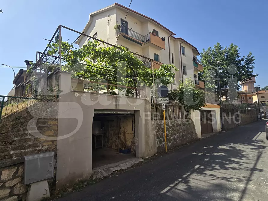 Immagine 8 di Appartamento in vendita  in Via Pomezia, 2 a Colleferro