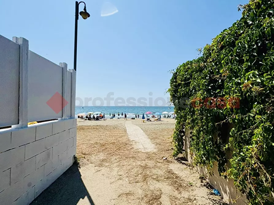 Immagine 2 di Terreno agricolo in vendita  in Via OASI DEL SISTO, 31 a Terracina