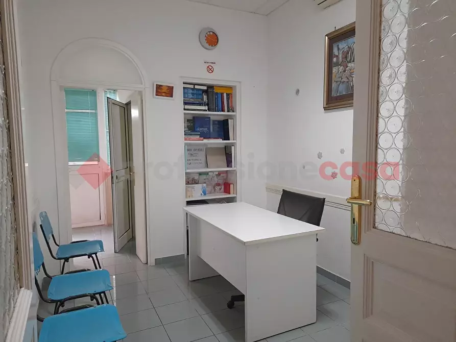 Immagine 4 di Appartamento in vendita  in Corso Umberto, 158 a Taranto