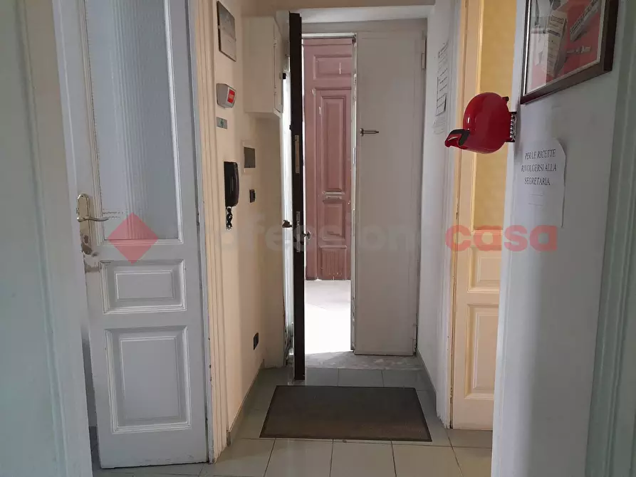 Immagine 6 di Appartamento in vendita  in Corso Umberto, 158 a Taranto