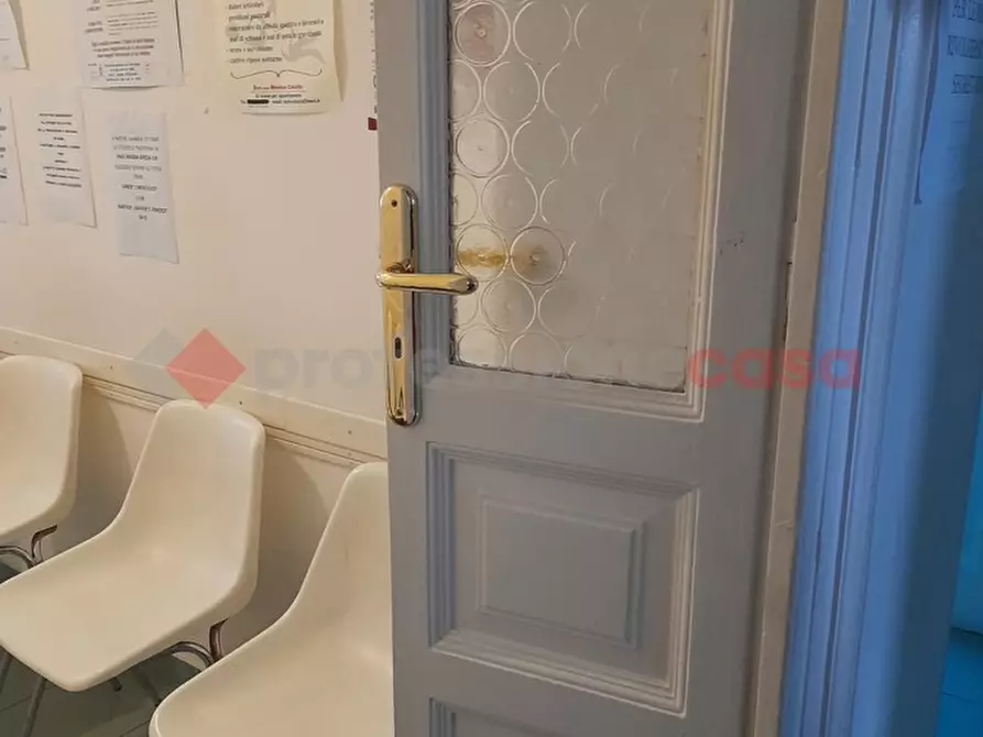 Immagine 7 di Appartamento in vendita  in Corso Umberto, 158 a Taranto