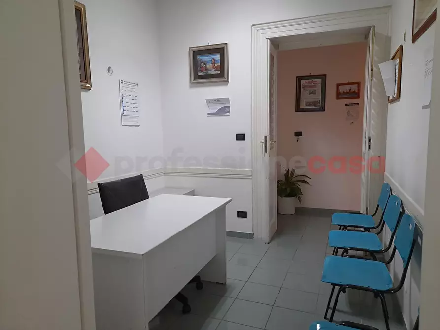 Immagine 11 di Appartamento in vendita  in Corso Umberto, 158 a Taranto