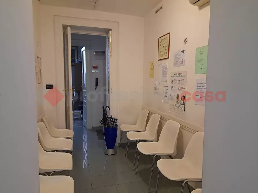 Immagine 12 di Appartamento in vendita  in Corso Umberto, 158 a Taranto