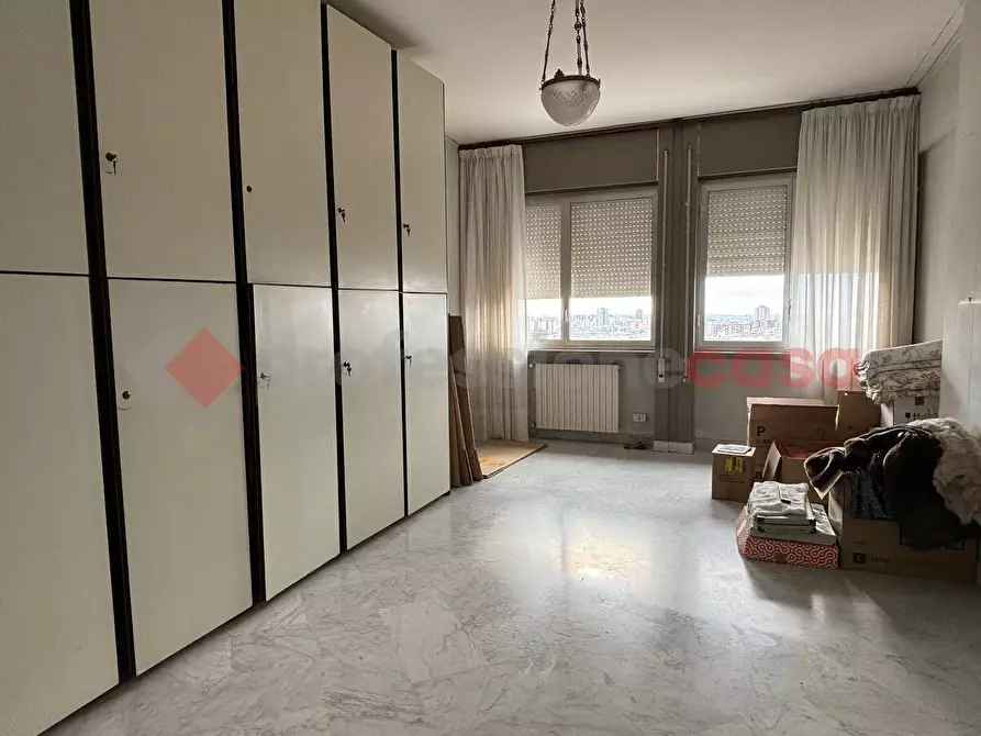 Immagine 8 di Appartamento in vendita  in Piazzale Dante, 28 a Taranto