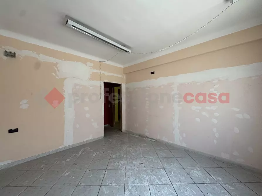 Immagine 11 di Ufficio in vendita  in Via JAPIGIA, 1 a Taranto