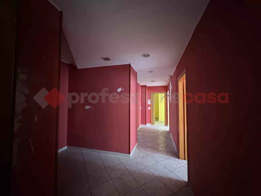 Immagine 4 di Ufficio in vendita  in Via JAPIGIA, 1 a Taranto