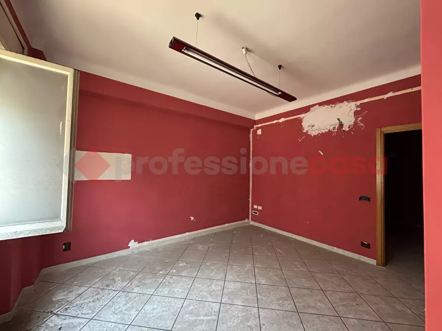 Immagine 10 di Ufficio in vendita  in Via JAPIGIA, 1 a Taranto