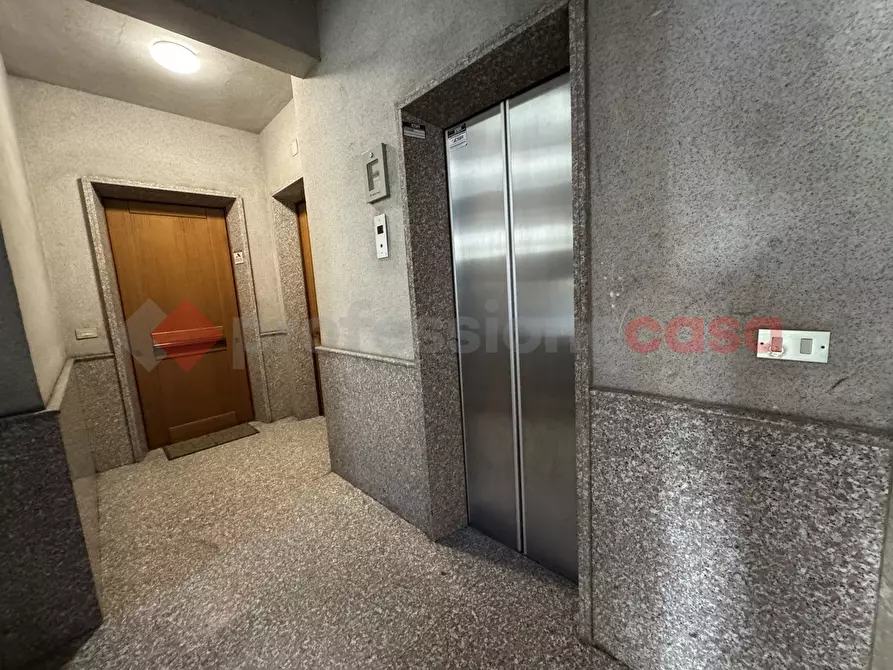 Immagine 8 di Appartamento in vendita  in Viale VIRGILIO, 138 a Taranto