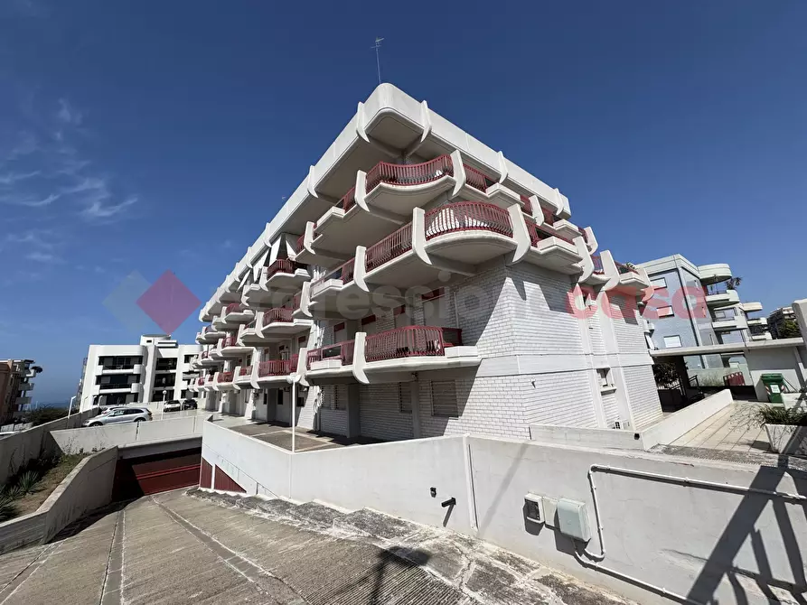 Immagine 3 di Appartamento in vendita  in Viale VIRGILIO, 138 a Taranto