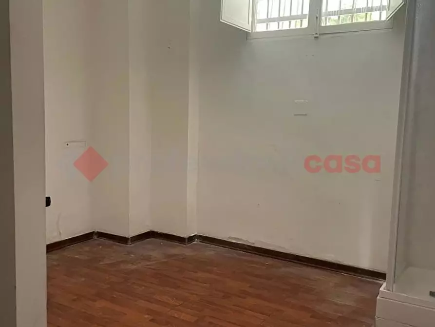 Immagine 16 di Negozio in vendita  in Via EMILIA, 102 a Taranto