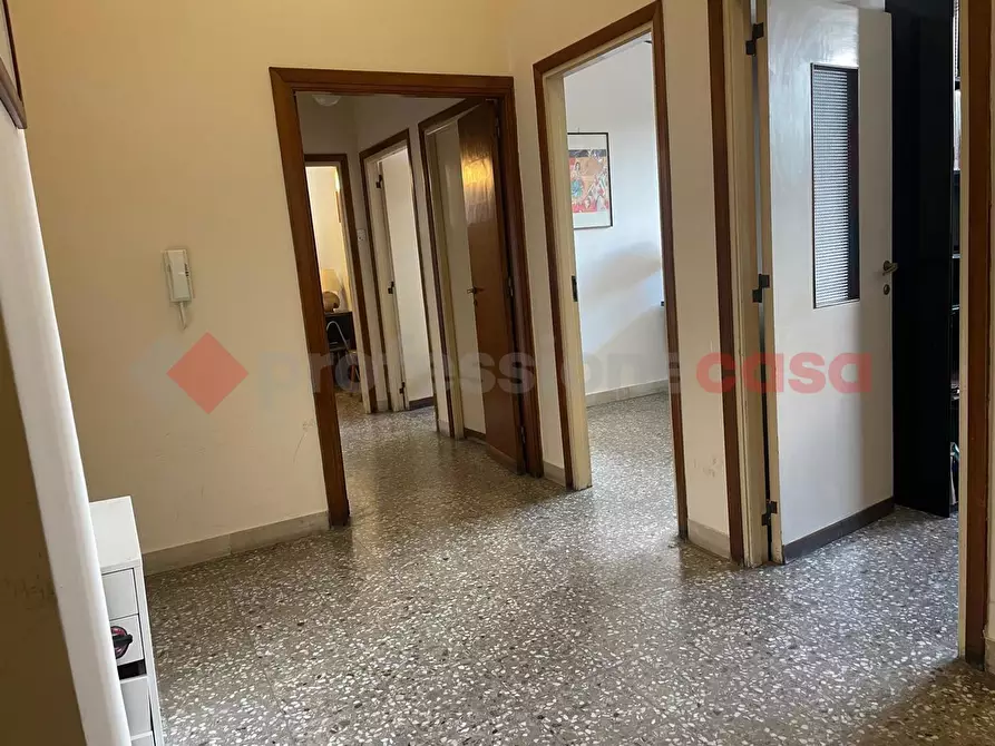 Immagine 27 di Appartamento in affitto  in Piazza CARBONELLI, 6 a Taranto