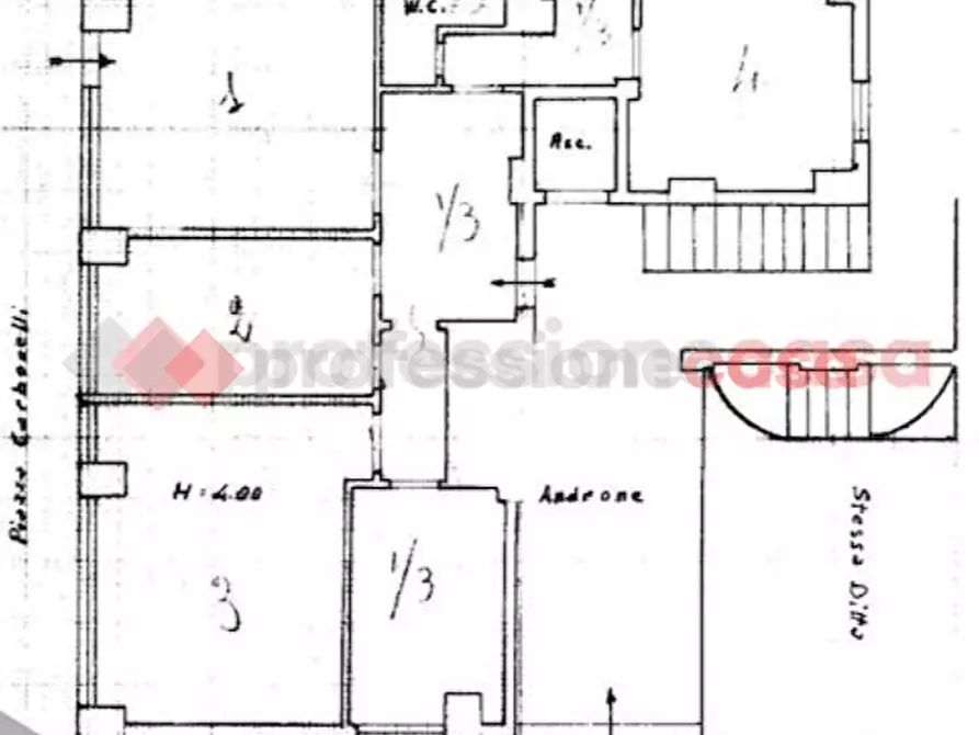 Immagine 29 di Appartamento in affitto  in Piazza CARBONELLI, 6 a Taranto