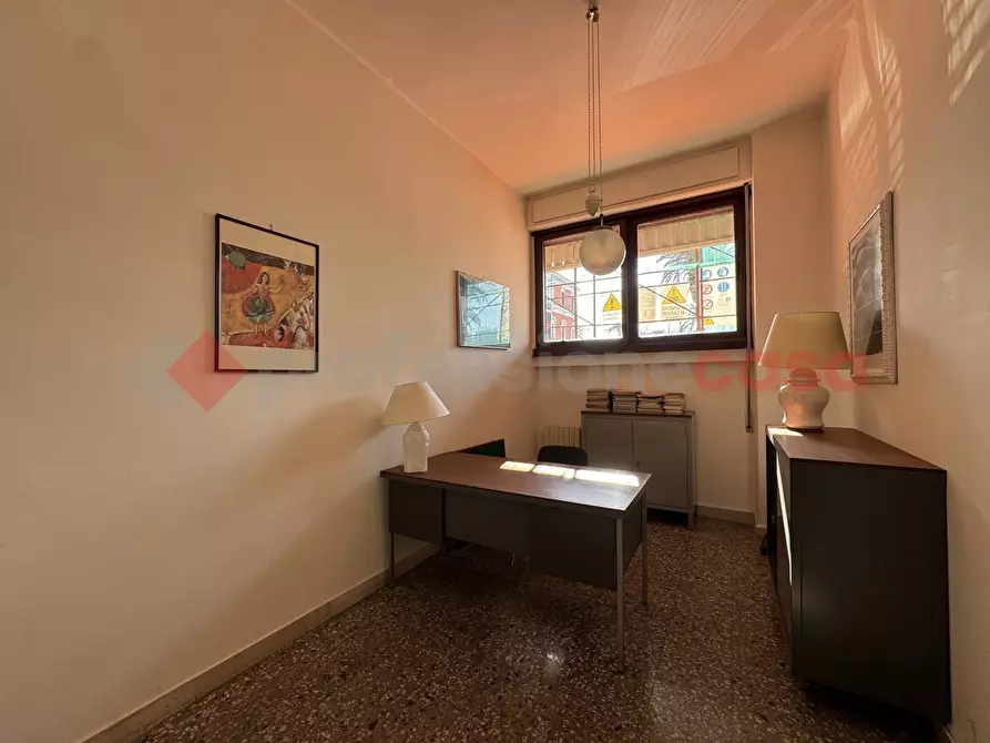 Immagine 9 di Appartamento in affitto  in Piazza CARBONELLI, 6 a Taranto