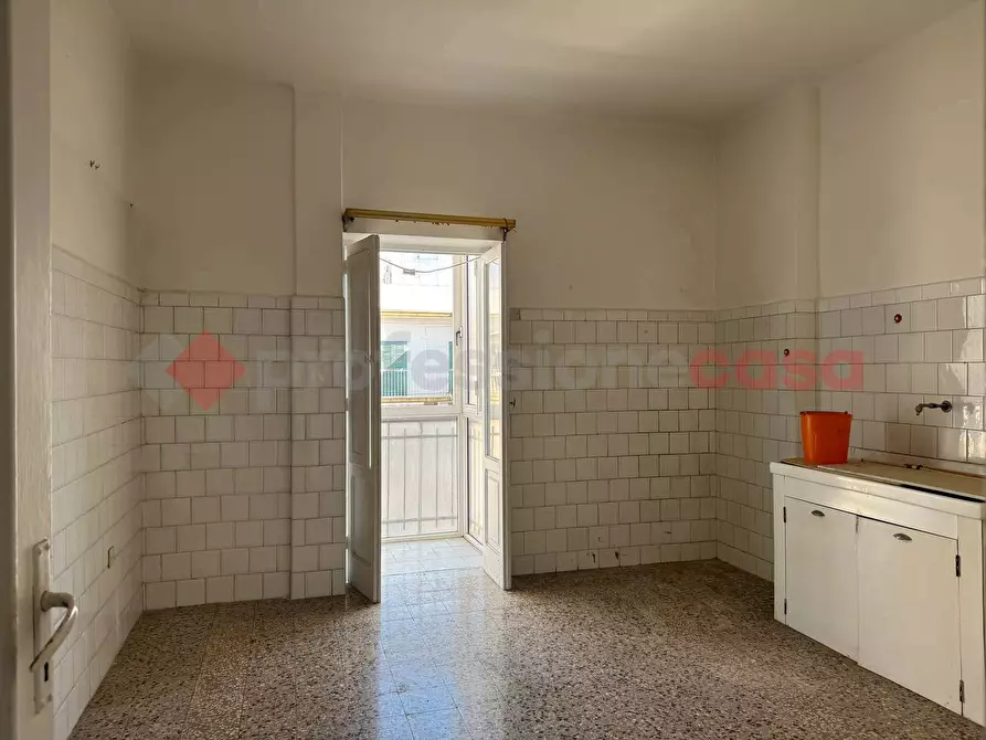 Immagine 8 di Appartamento in vendita  in Corso Italia, 75 a Taranto