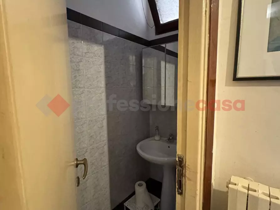 Immagine 10 di Appartamento in vendita  in Piazza CARBONELLI, 6 a Taranto