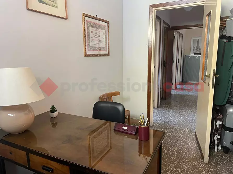 Immagine 21 di Ufficio in vendita  in Piazza CARBONELLI, 6 a Taranto