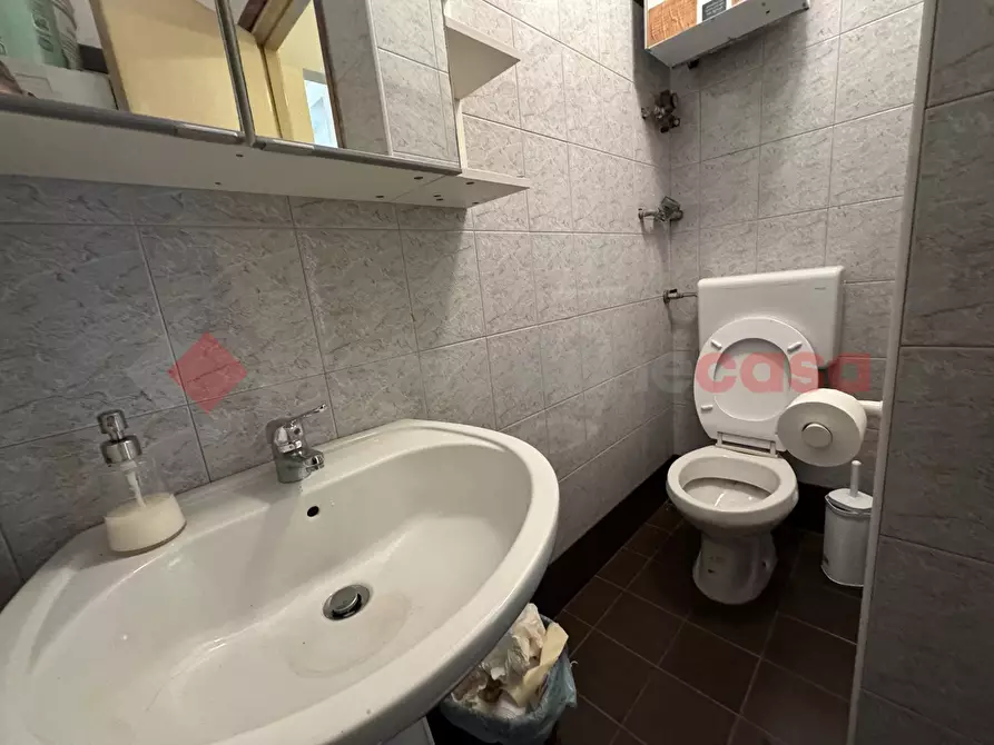 Immagine 33 di Ufficio in vendita  in Piazza CARBONELLI, 6 a Taranto