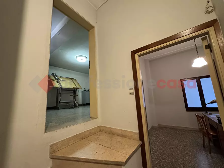 Immagine 16 di Ufficio in vendita  in Piazza CARBONELLI, 6 a Taranto