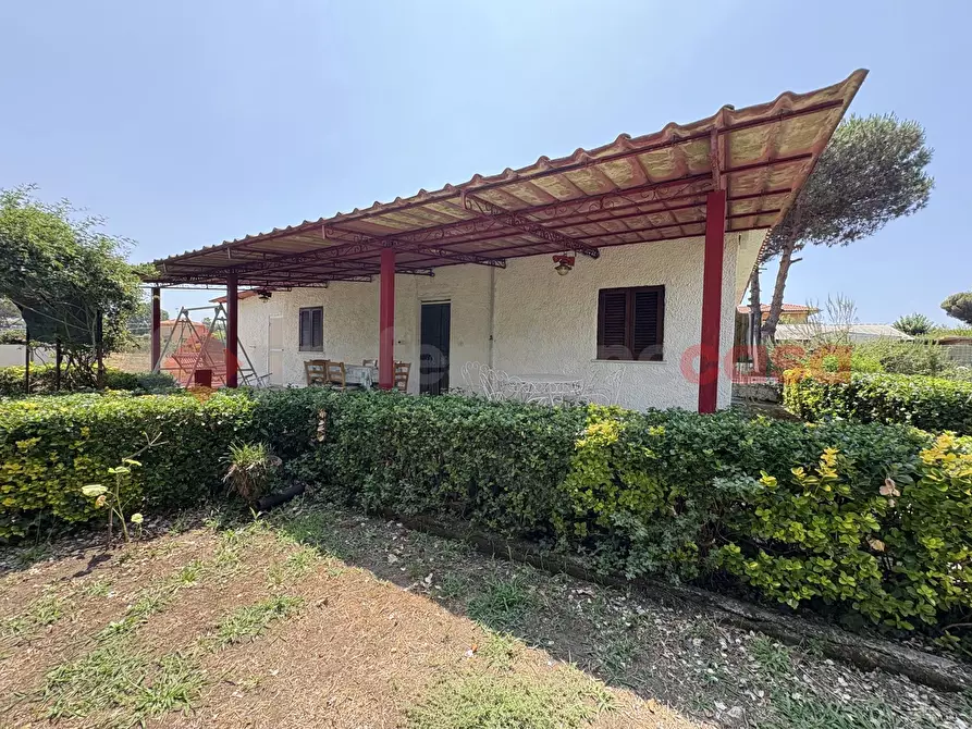 Immagine 2 di Casa bifamiliare in vendita  in Via MARIA FEDERICI, 146 a Fondi