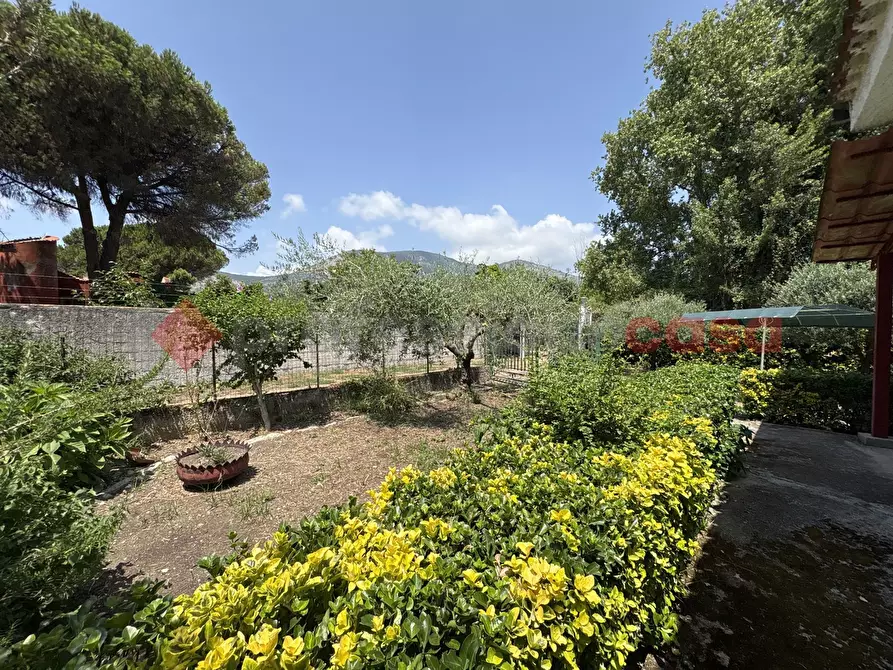 Immagine 49 di Casa bifamiliare in vendita  in Via MARIA FEDERICI, 146 a Fondi