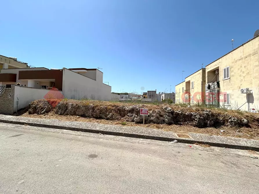 Immagine 1 di Terreno residenziale in vendita  in Via Calvino a Poggiardo