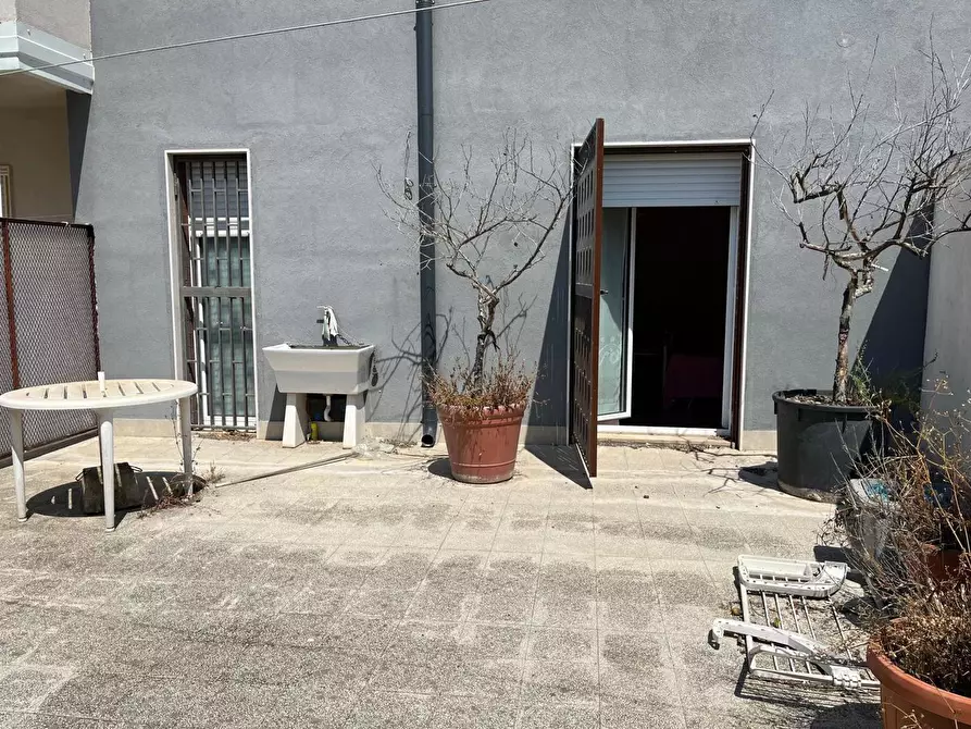 Immagine 11 di Appartamento in vendita  in Via TOGLIATTI a San Severo