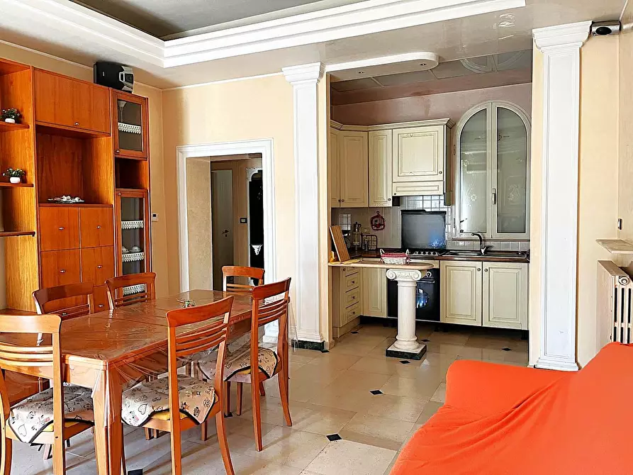 Immagine 2 di Appartamento in vendita  in Corso LEONE MUCCI a San Severo