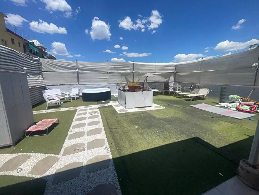 Immagine 22 di Ufficio in vendita  in Via francesco provenzale a Napoli