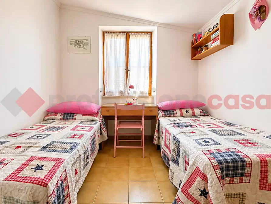 Immagine 15 di Casa bifamiliare in vendita  in Via CAPO LE RIPE, 18 a Fiuggi